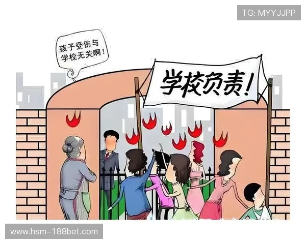 小朋友玩游戏不小心把妈妈推下楼梯引发的意外事件与家庭安全教育启示